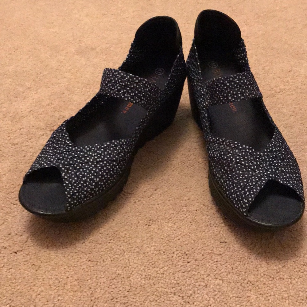 Polka-dot stretch Bernie mev. Wedges size 41